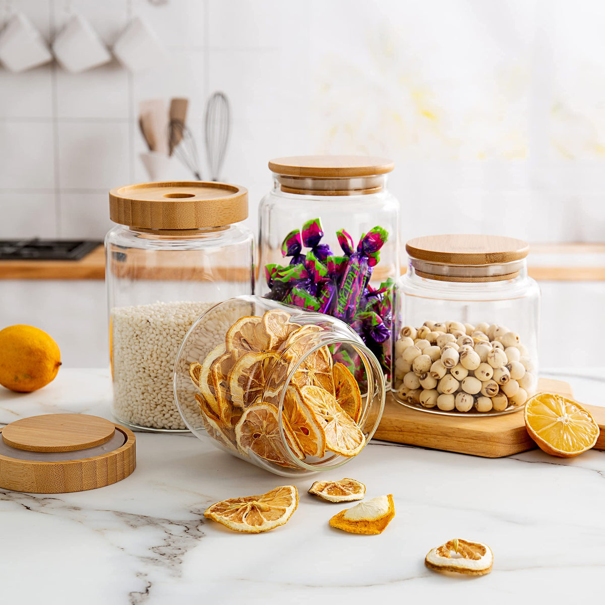 Moladri jar neatly stores coffee beans or tea essentials.