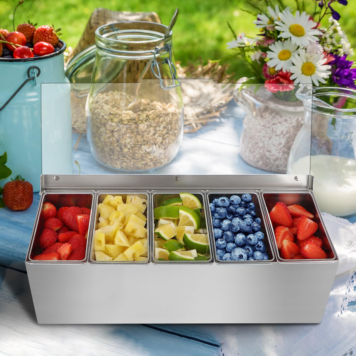 Moligou five-compartment design ideal for toppings and fruit.