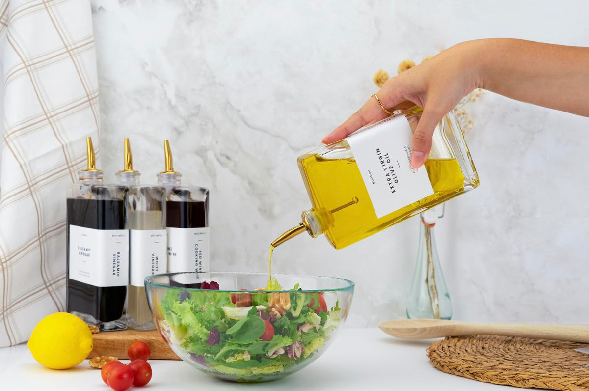 Molimoli multiuse bottles suited for oil, soy sauce, vinegar, and more.