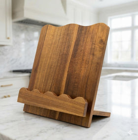Moncur Home easy-clean surface simplifies wiping spills after cooking.