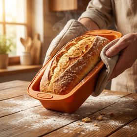 MONGSEW heat-resistant silicone loaf pan handles high-heat baking