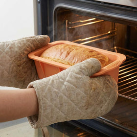 MONGSEW dishwasher-safe silicone loaf pan for quick cleanup