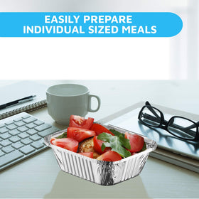 Spill-resistant to-go containers by MontoPack keep soups and stews tidy on the move.