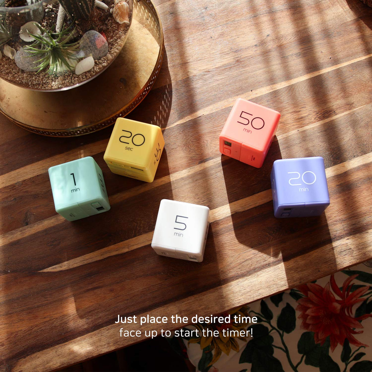 mooas Cube Timer Mint in-use on a desk for focus sessions