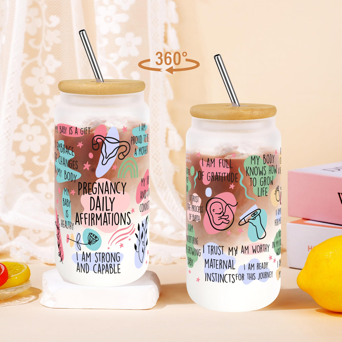 MOOGEEN makeup bag: organized essentials for pregnancy days.