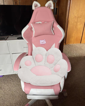 Moonbeekki gaming-chair compatibility demonstrates ideal use during long sessions