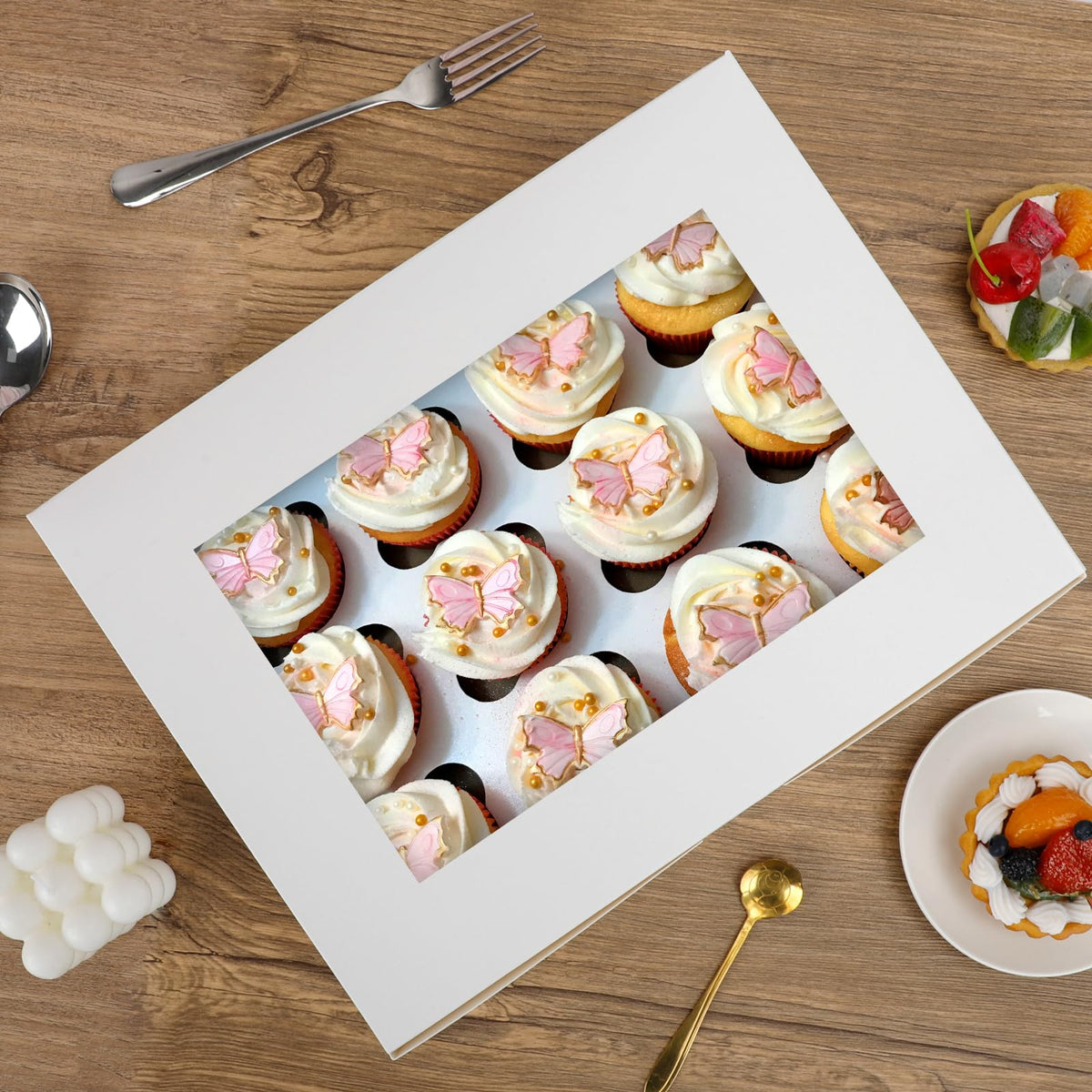 Moretoes durable packaging supports portable bakery displays