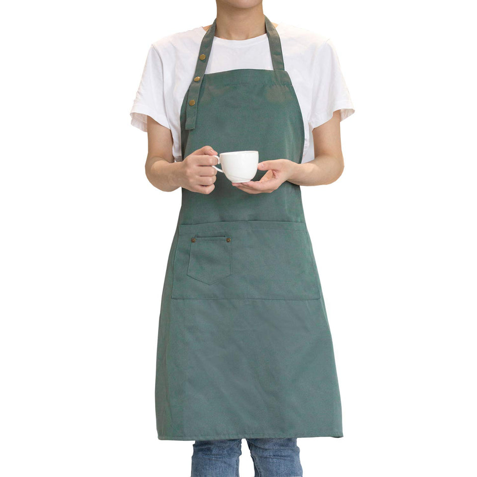 MORNITE art apron with waterproof coating protects clothes during painting.