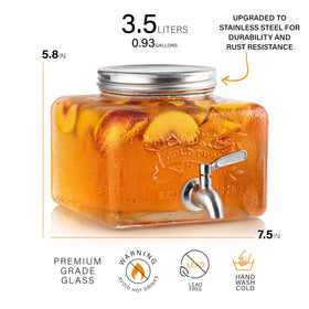 MosJos one-gallon capacity keeps beverages ready for refills during gatherings.