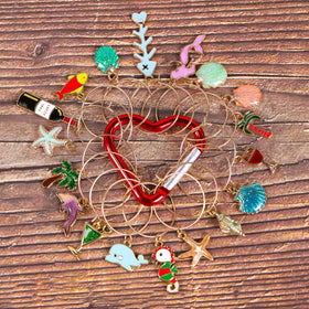 MOSNLEILA easy-clasp design lets you attach markers in seconds