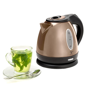Moss & Stone kettle with brushed-finish exterior for durability and easy cleaning.