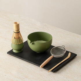 Mossen matcha serving experience enhances daily tea rituals at home.