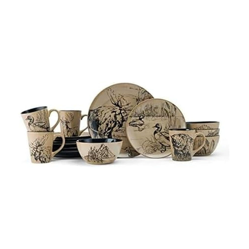 Mossy Oak bear sketch dinner plate with beige glaze; rustic charm for everyday meals.