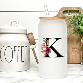 Mozaba includes glass, Tritan, and stainless steel straws for versatile sipping.
