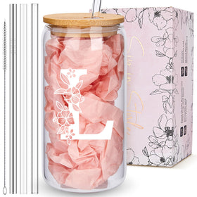 Mozaba monogrammed tumbler with bamboo lid in pink gift packaging, ideal for personalized gifting.