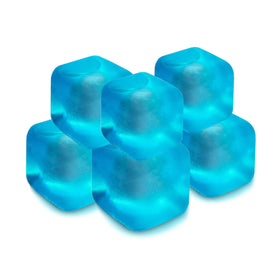 M PAIN MANAGEMENT TECHNOLOGIES extra-large ice cubes ready for freezer storage and large-container cooling.