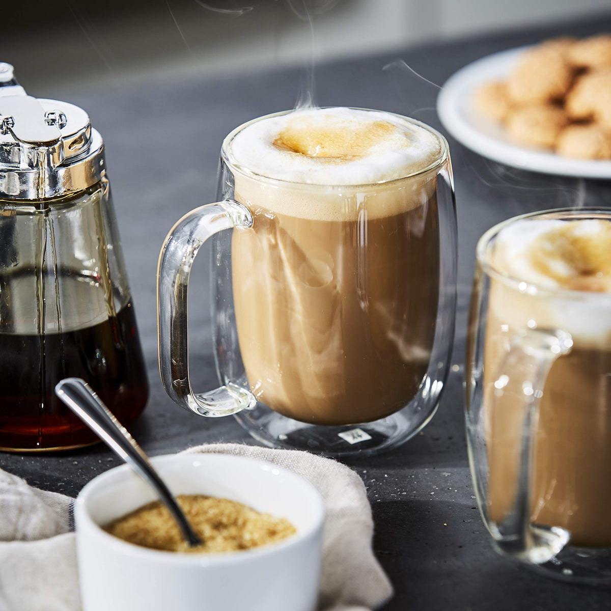 Mr. Coffee mug warmer surface wipes clean easily after use