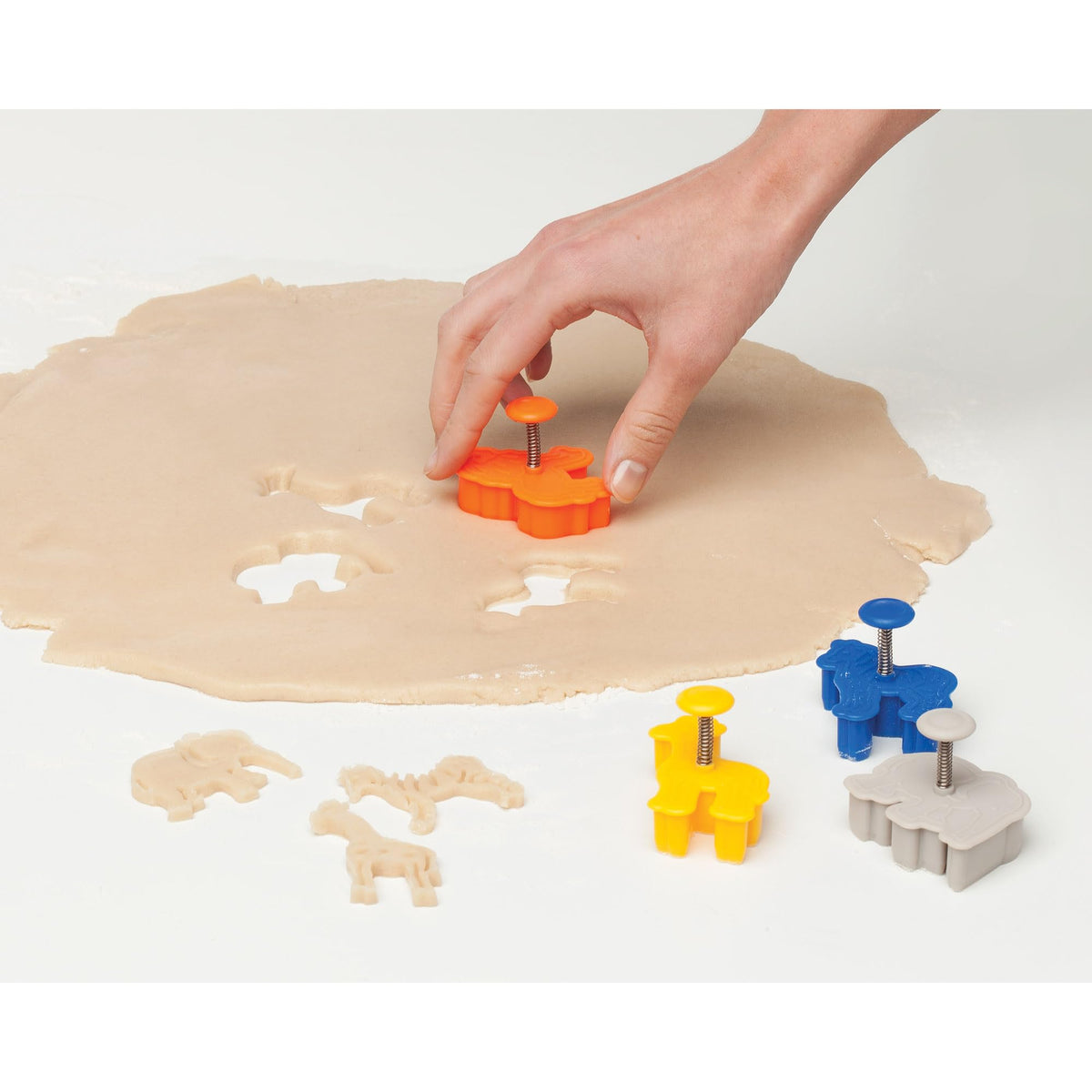 Mrs. Anderson's Baking easy-release action helps lift cutouts without tearing dough
