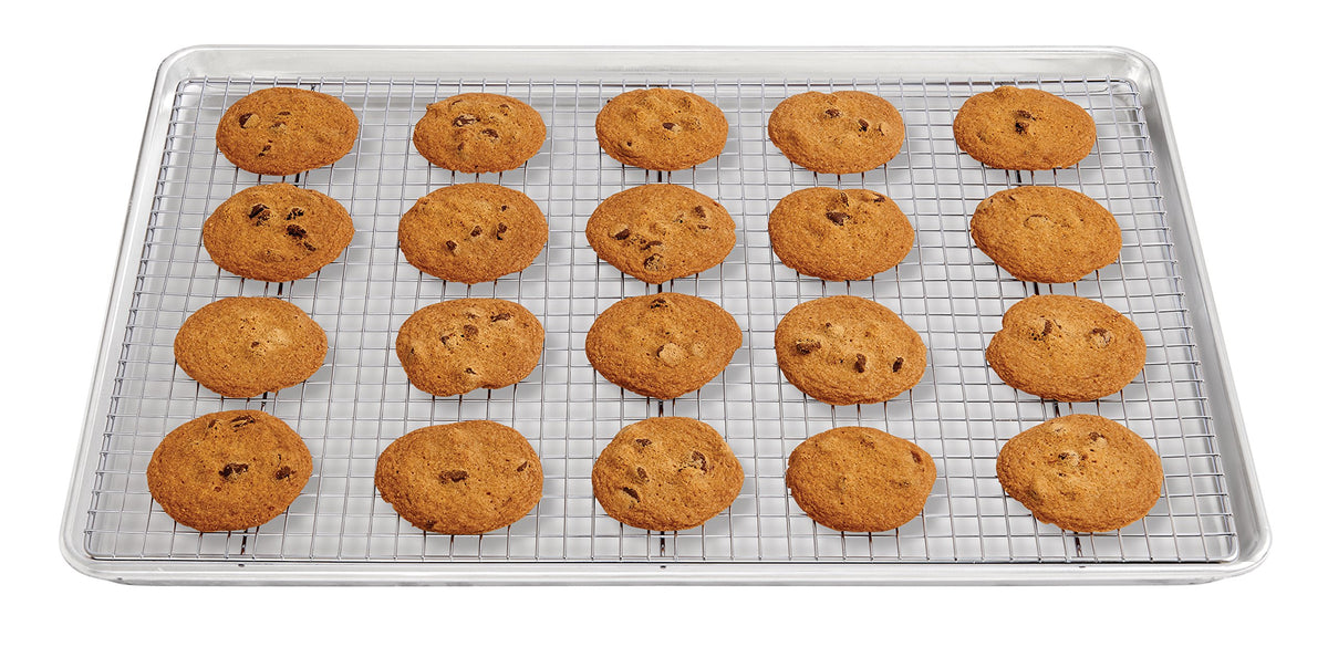 Mrs. Anderson's Baking oven-safe up to 500°F supports high-heat baking and roasting.