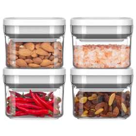 MR.SIGA rectangular container design makes grabbing items simple.