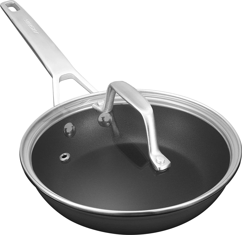 MsMk 7-inch egg pan with lid shown on induction hob for even heating and easy omelets