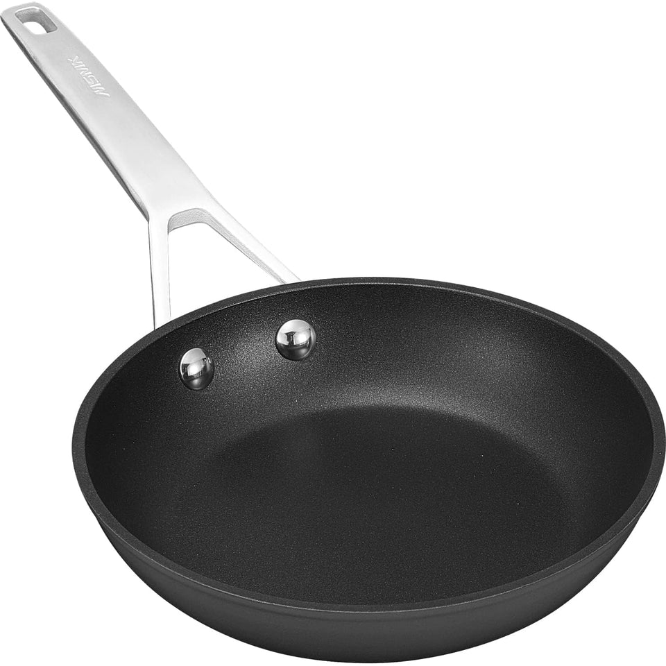 MsMk 7in small frying pan front view - compact design for quick eggs.