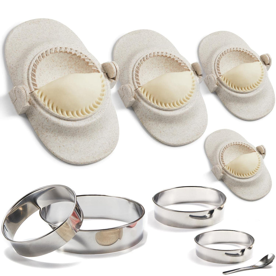 MUMSUNG 6-inch empanada press with deep belly for larger fillings.