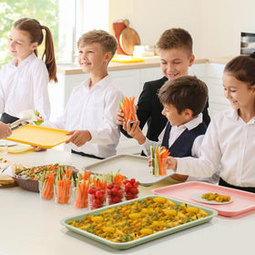 Mumufy easy-clean plastic trays resist fading and deformation over time.