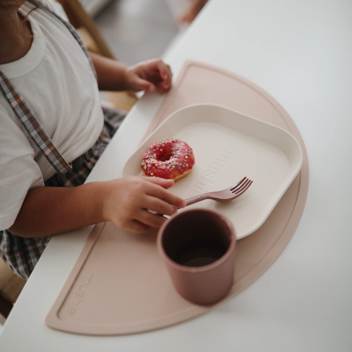 Mushie Ivory durable lightweight plate designed for daily use