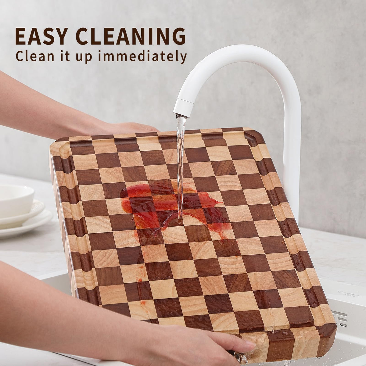 Musifan Acacia board ideal for meat, cheese, and fruit prep.