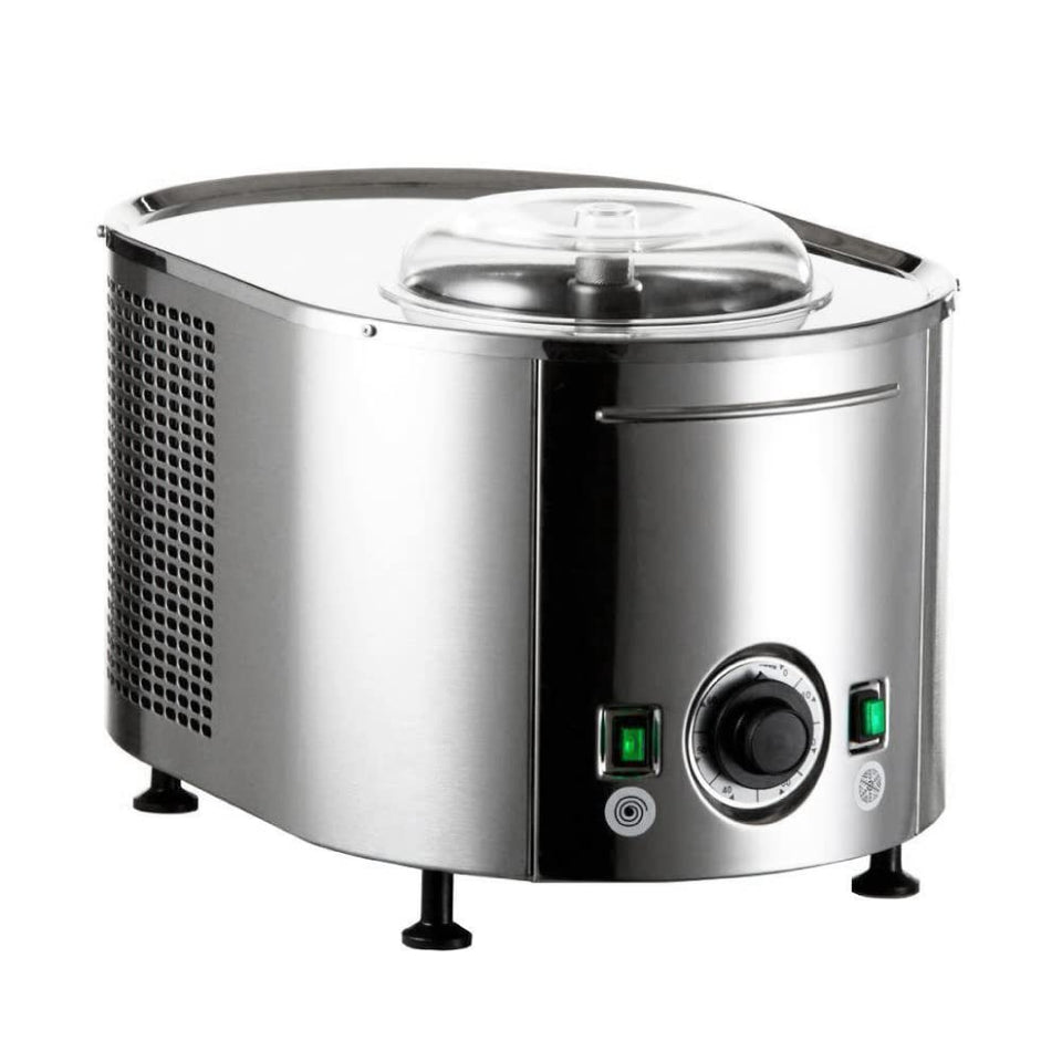 Musso Lussino 1.5-quart bowl close-up highlighting stainless steel for easy cleaning.
