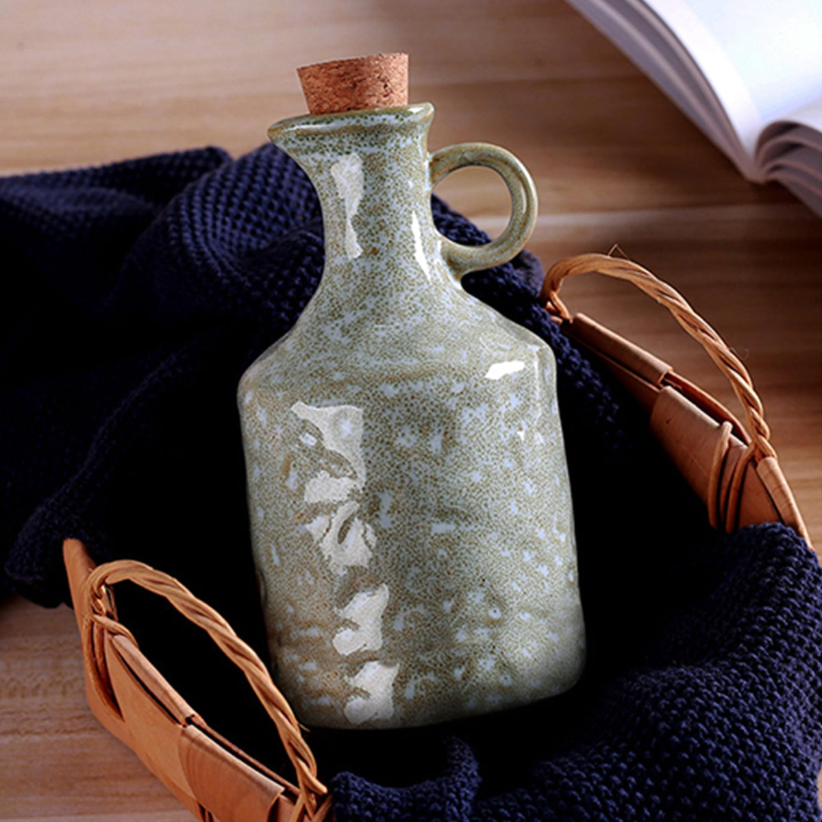 MuyuRise dispenser bottom is hand-polished for stability on busy countertops.