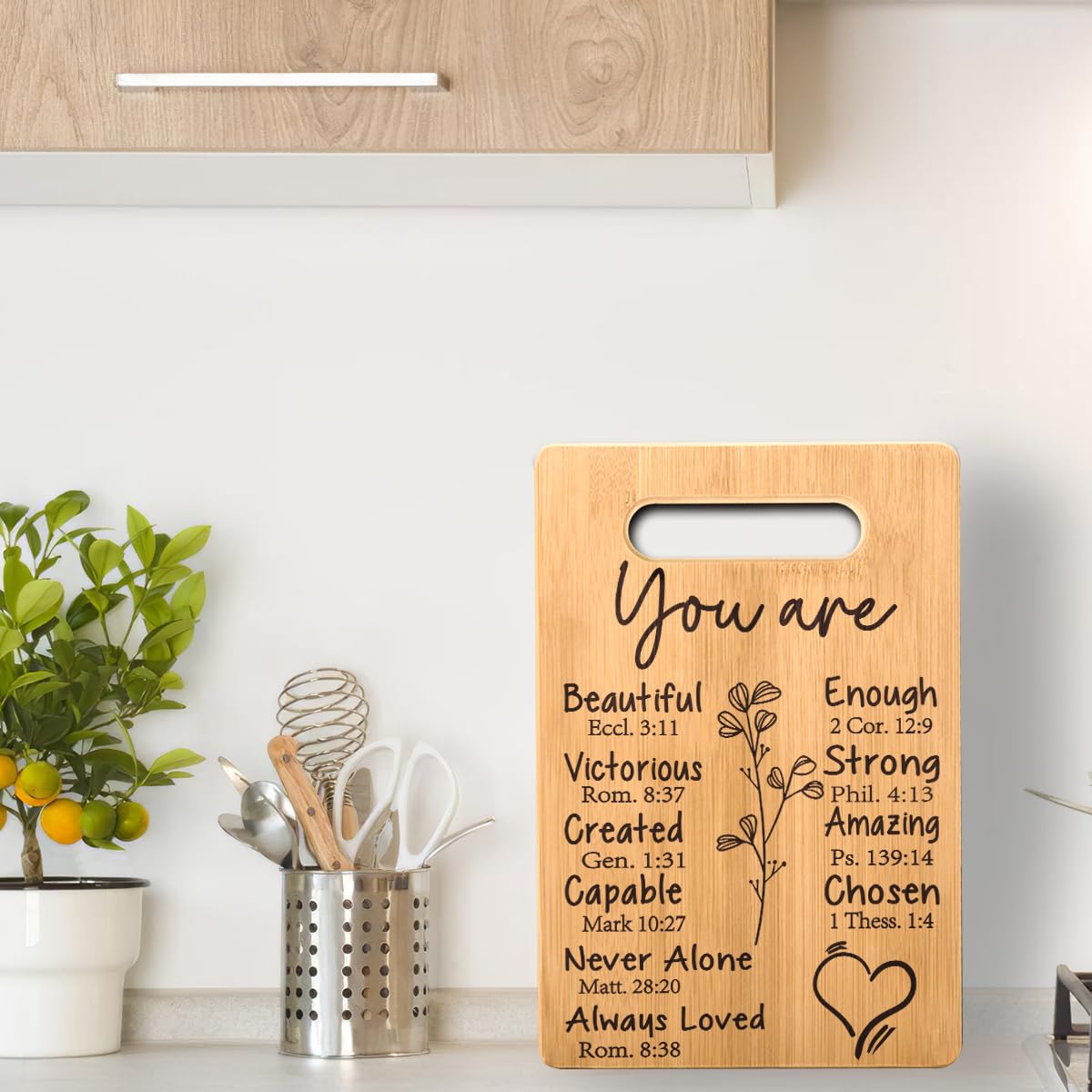 MY-ALVVAYS kitchen décor cutting board doubles as a meaningful keepsake.