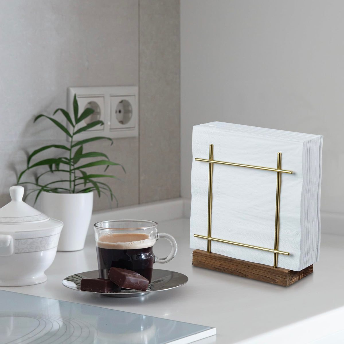 MyGift napkin dispenser shown in cafe setting for daily use.