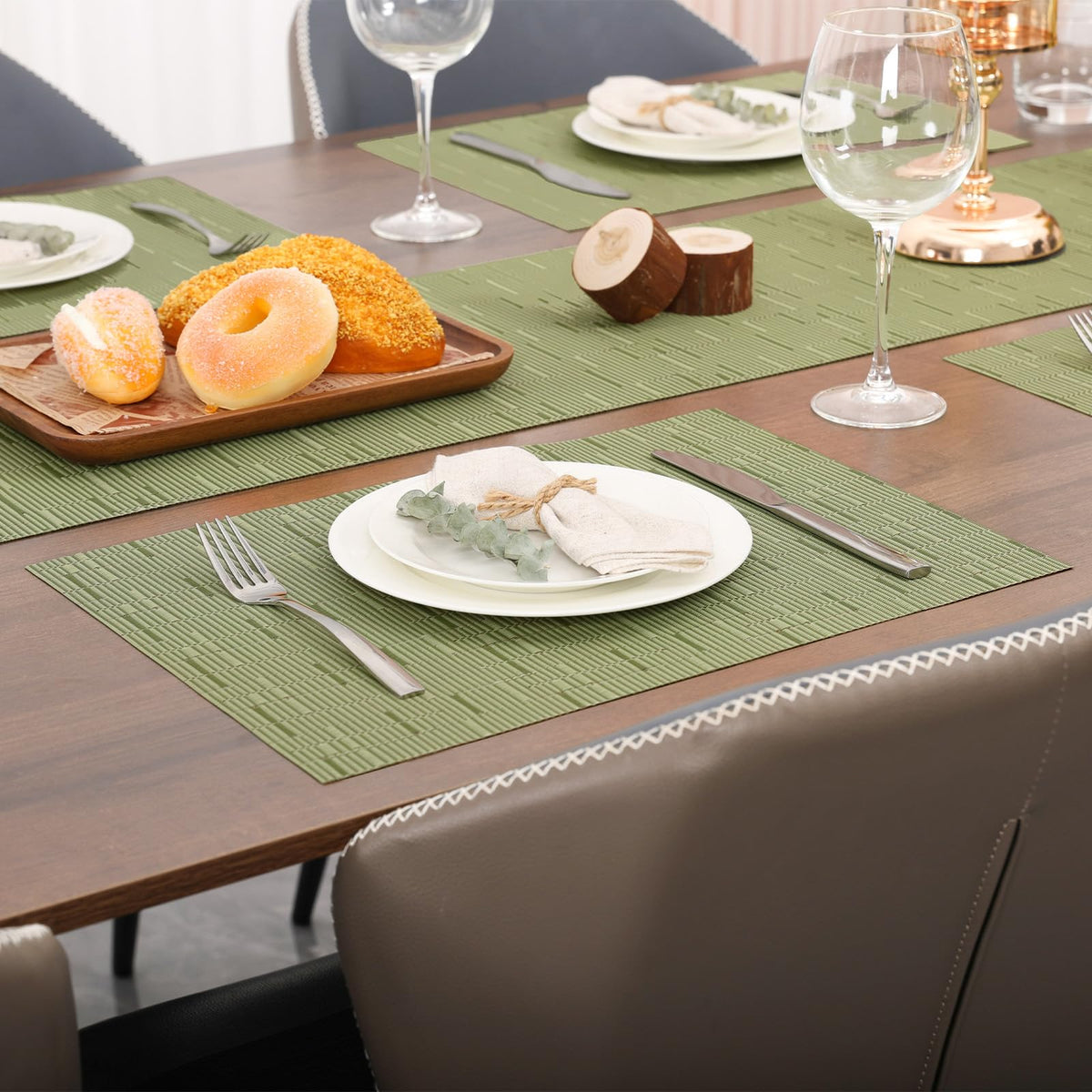 Myir JUN placemats with dinnerware illustrating easy-care washable material.