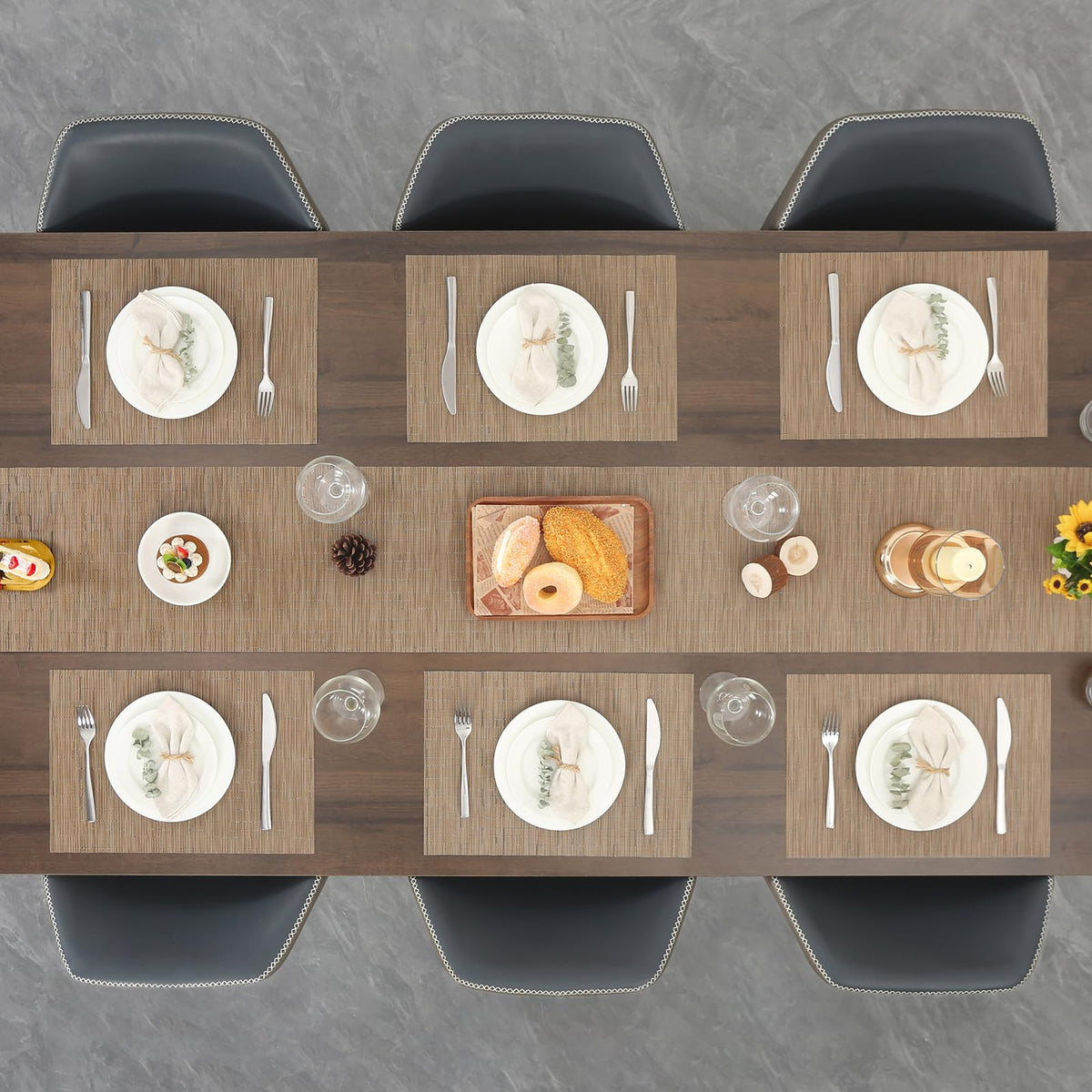 Myir JUN table runner roll-to-flat reveals crease-free appearance after unrolling.