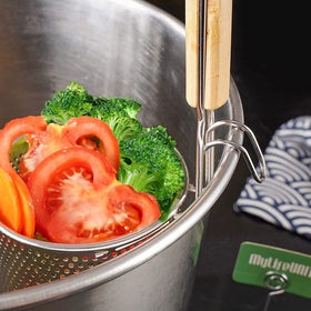 MylifeUNIT stable round-base strainer stays upright during use.