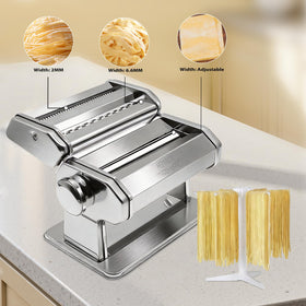 MZTOGR ravioli attachment for 3 cm square ravioli with decorative edges.