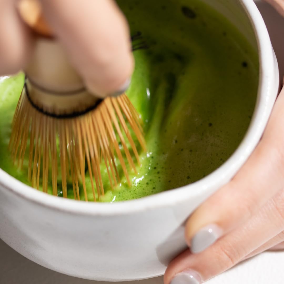 Naoki Matcha gift box showing a ready-to-gift traditional tea set.