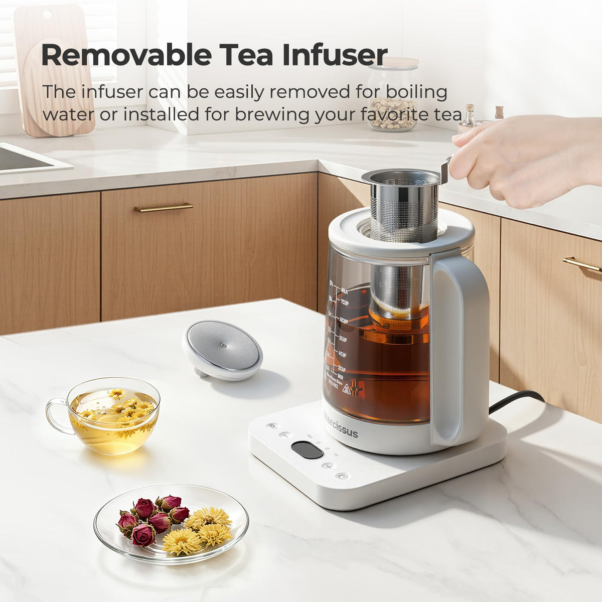 Narcissus borosilicate glass body offers plastic-free brewing and clarity.