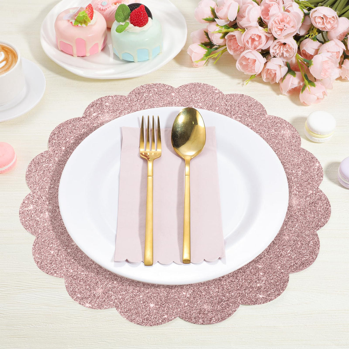 NatNarr glitter surface placemat highlights shimmer on the table