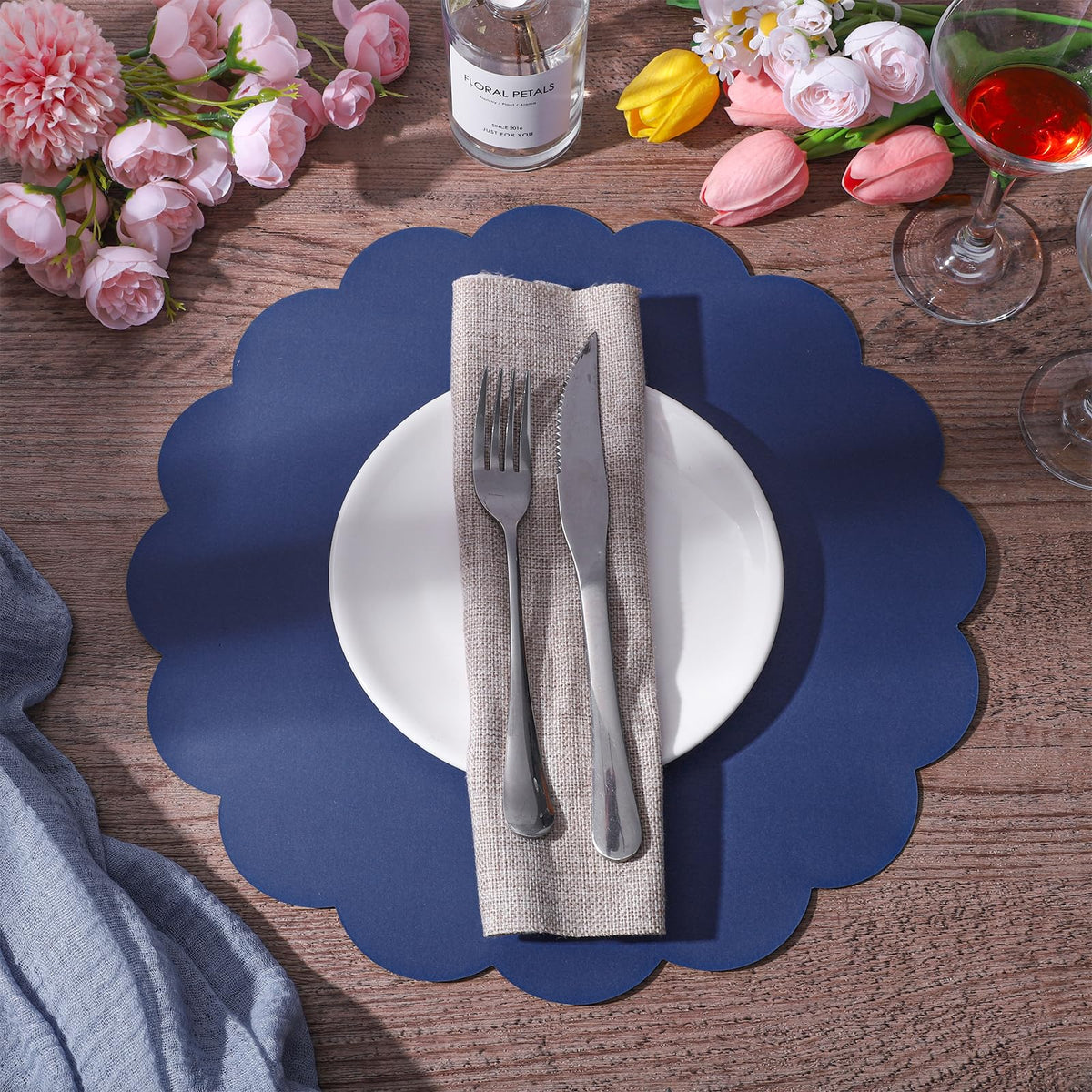 NatNarr disposable placemats simplify cleanup after celebrations