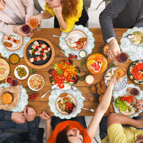 NatNarr versatile placemats for banquets, family dinners, and more