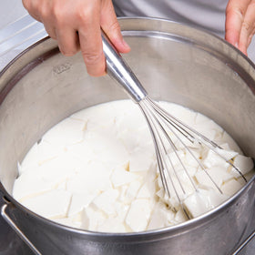 Natural Probio rennet coagulates milk in 1-2 hours for efficient cheese making