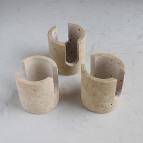 Natust gift-ready packaging for a stylish housewarming gift.