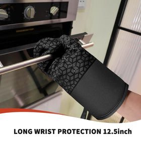 NAVITHOUS hanging loop design keeps mitts ready near the stove