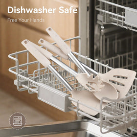 NCUE pasta server and cheese grater set for serving and grating with ease.