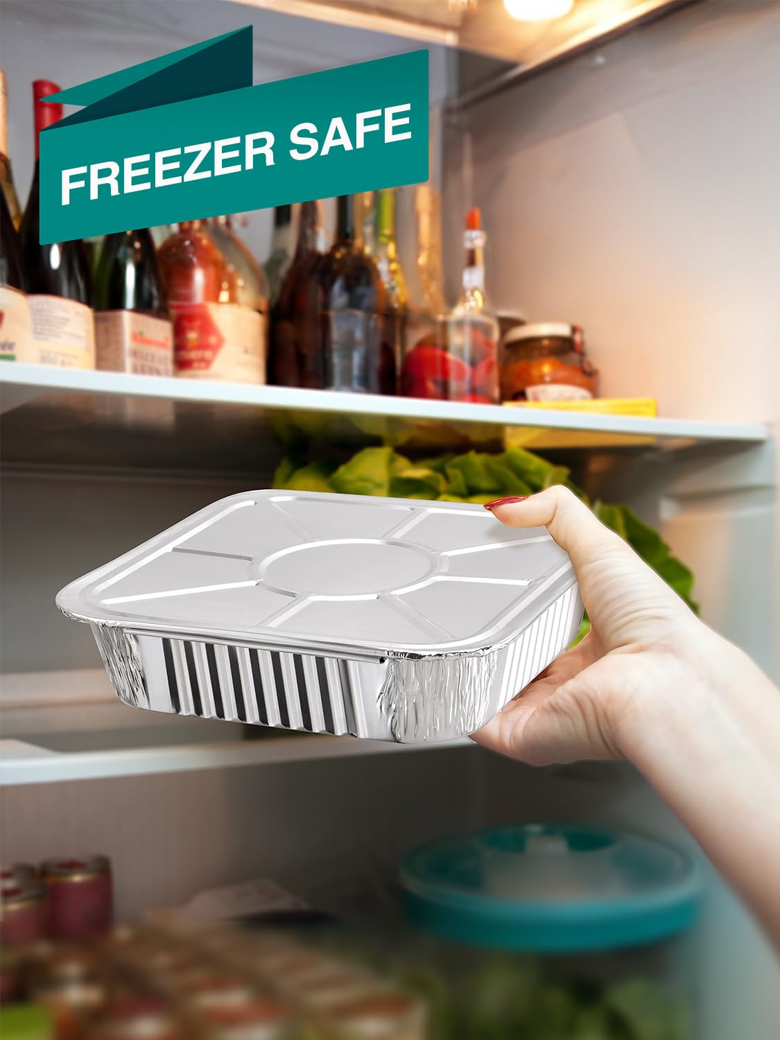 NEEBAKE catering trays set with lids for efficient event service.
