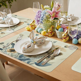 NEIGELUO vinyl placemats floral-design 12x17 keeps surfaces protected