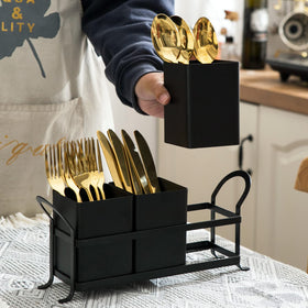 NelyBet three-compartment holder ideal for kitchens, camping, and events.